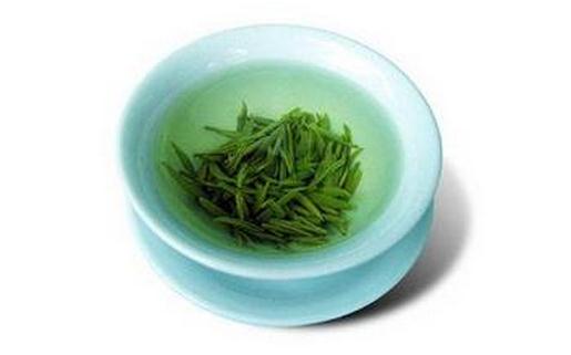 茶叶渣有什么作用？DIY绿茶茶末面膜(图1)