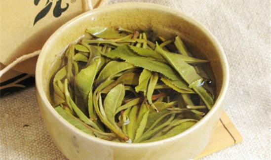 喝完茶后千万别扔掉茶叶渣 茶叶渣居然还有