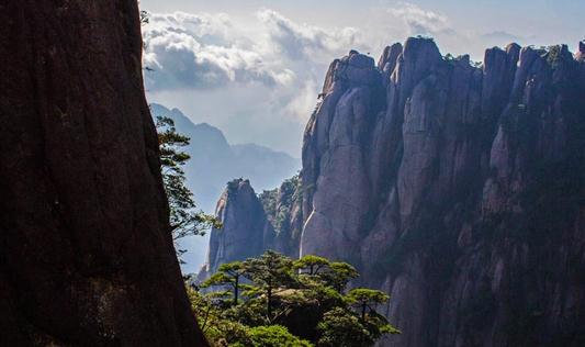 夏季到户外旅游要注意的事项(图1)